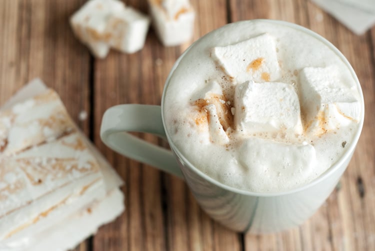 It's the REAL deal, make a Pumpkin Spice Latte at home with the best PSL syrup around! Only 33 calories per serving! | asimplepantry.com