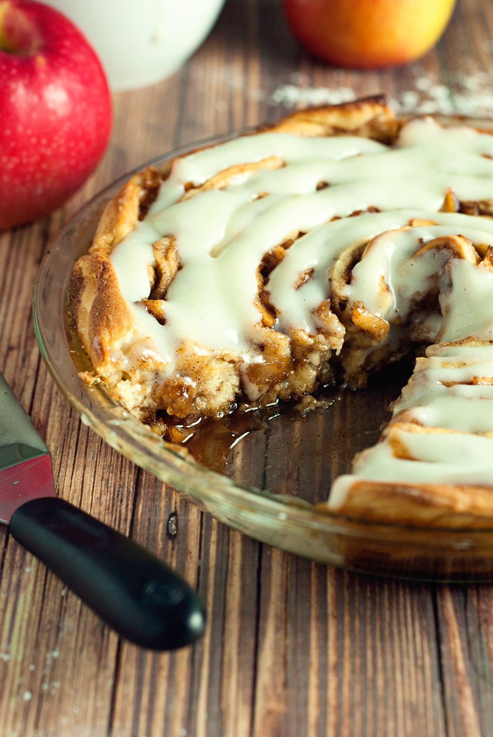 Decadently delicious, this spiced apple cinnamon roll cake with blow you away with flavor!