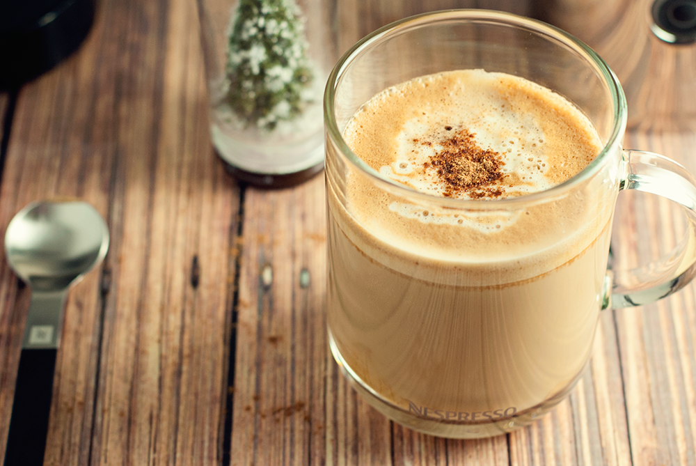 Enjoy a simple white chocolate eggnog latte this holiday season, garnished with a dash of nutmeg! 