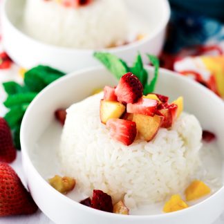 Have a simply sweet dessert when you make this Cinnamon Sweet Rice with Fresh Fruit! Mix it up with the best seasonal fruit around! | asimplepantry.com