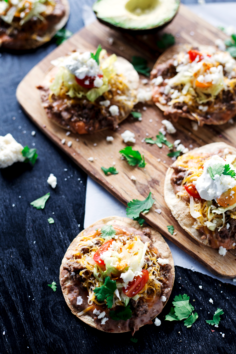 Get dinner on the table in just 20 minutes with these super Easy Beefy Chalupas Compuestas! Weeknight meals have never been better! | asimplepantry.com