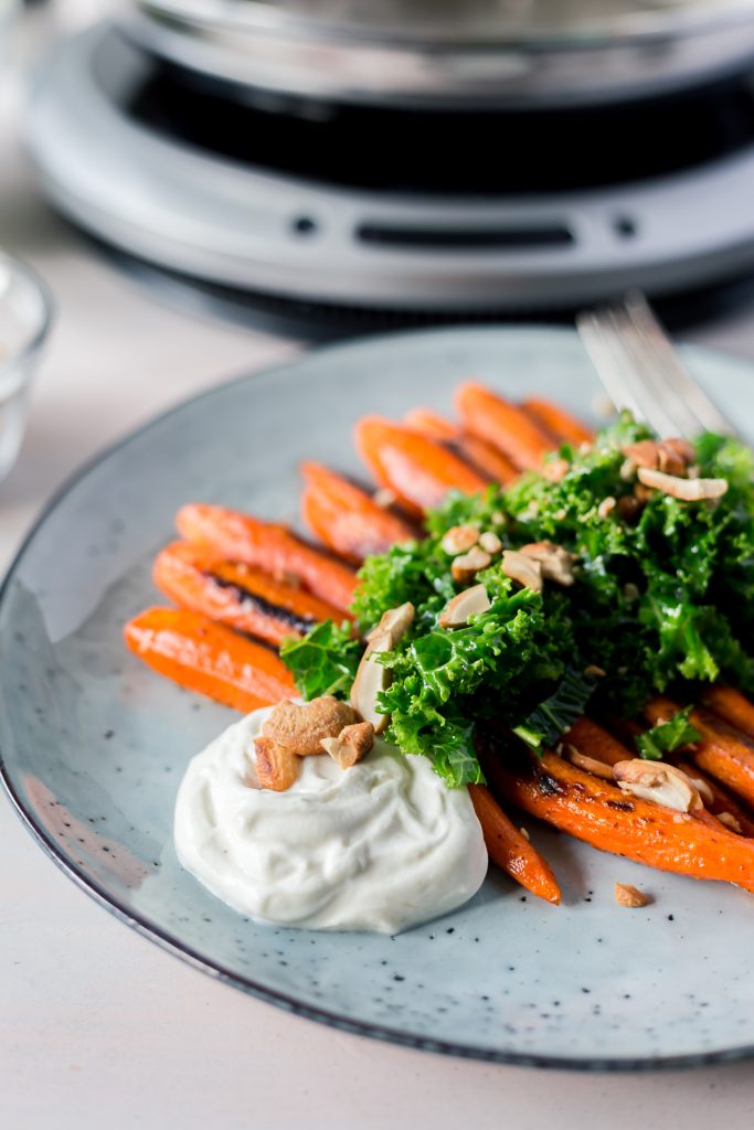 Roasted Carrots with Kale Salad and Homemade Za'atar Seasoning • A ...